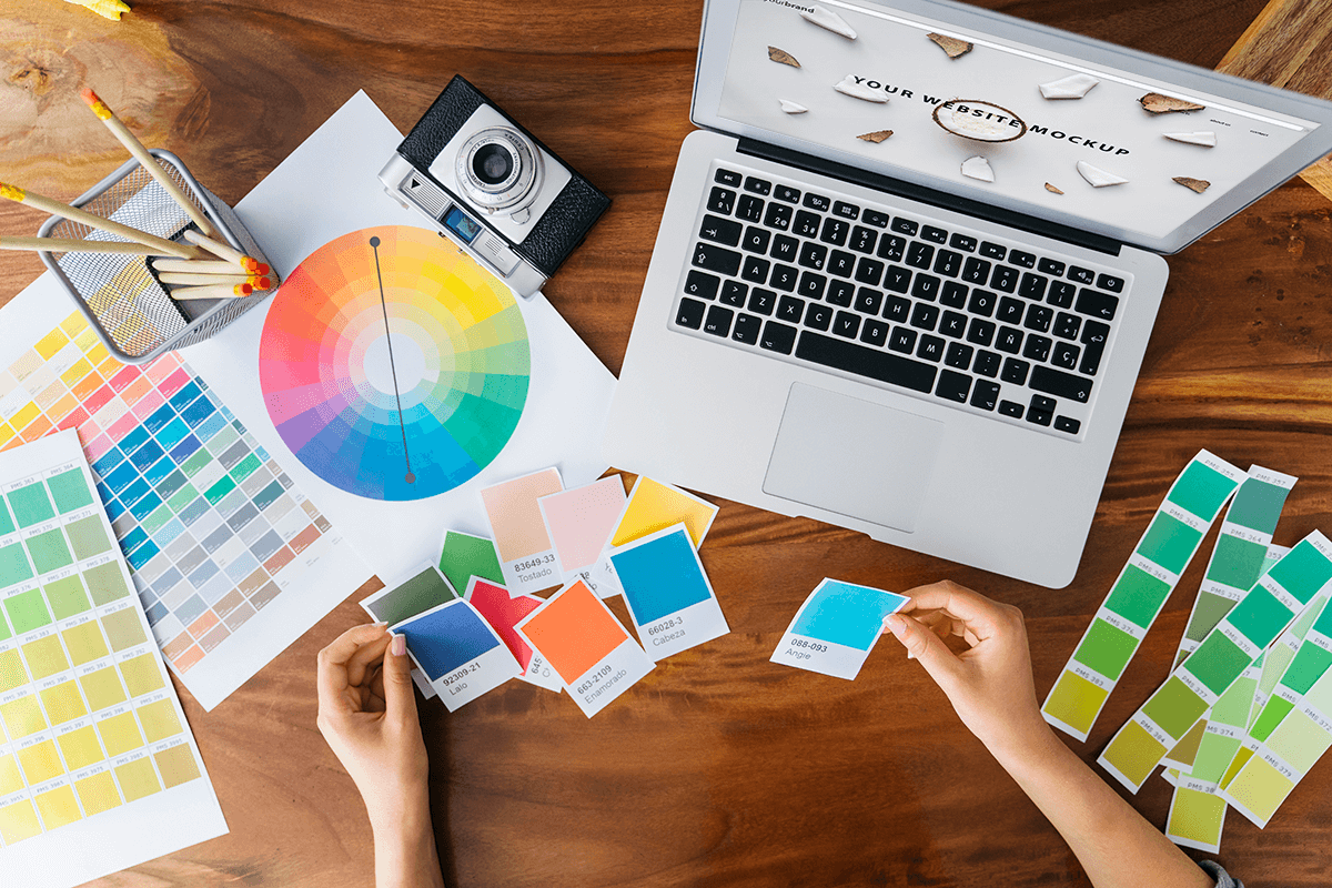 Graphic Designer - Services